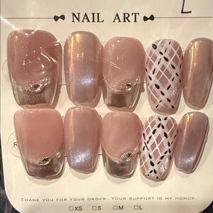 Elegant Pink and silver handmade press on Nail Art Set